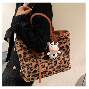 2023 зимна чанта-тоут с леопардовым модел, топло плюшен крава, луксозни дизайнерски чанти за жени, чанта-месинджър чанта за пазаруване