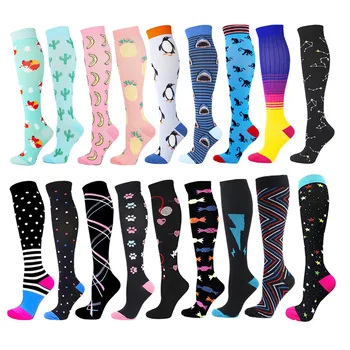 Компресия чорапи, подходящи за лечение на разширени вени, гуми на долната част на краката, отоци, диабет, медицински сестри за мъже и жени, медицински сестри, черни компресия чорапи
