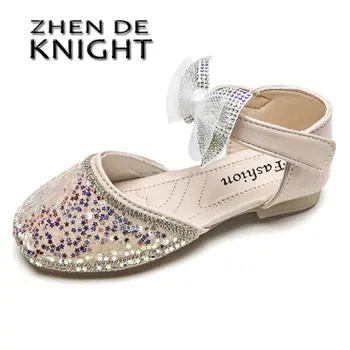 Летни модни сандали за момичета 2023 г., модни обувки, принцеса с кристали и носа със затворени пръсти за момичета, ежедневни обувки за изпълнения