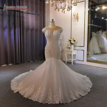 Нов модел специално тънко сватбена рокля с мъниста, сватбената рокля на русалка, истинската работа