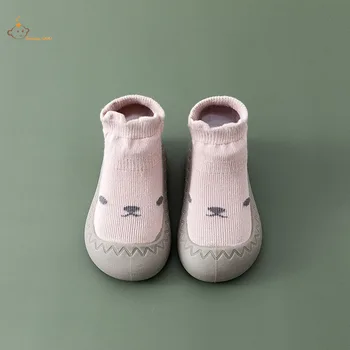 Сладък детски чорапи, обувки за бебета, топли обувки за малки момчета, меки гумени маратонки, красиви цветове, обувки за първата стъпка за малки момичета